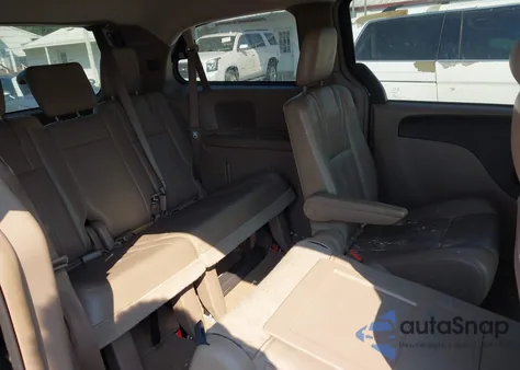 2014 Chrysler Town & Country Touring z USA, uszkodzony, nr VIN 2C4RC1BGXER272311